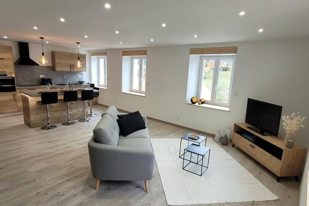 Superbe Appartement Neuf Et Cosy 77 M2 Villers-le-Lac Exteriér fotografie