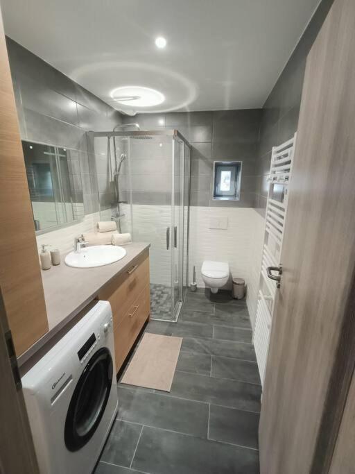 Superbe Appartement Neuf Et Cosy 77 M2 Villers-le-Lac Exteriér fotografie